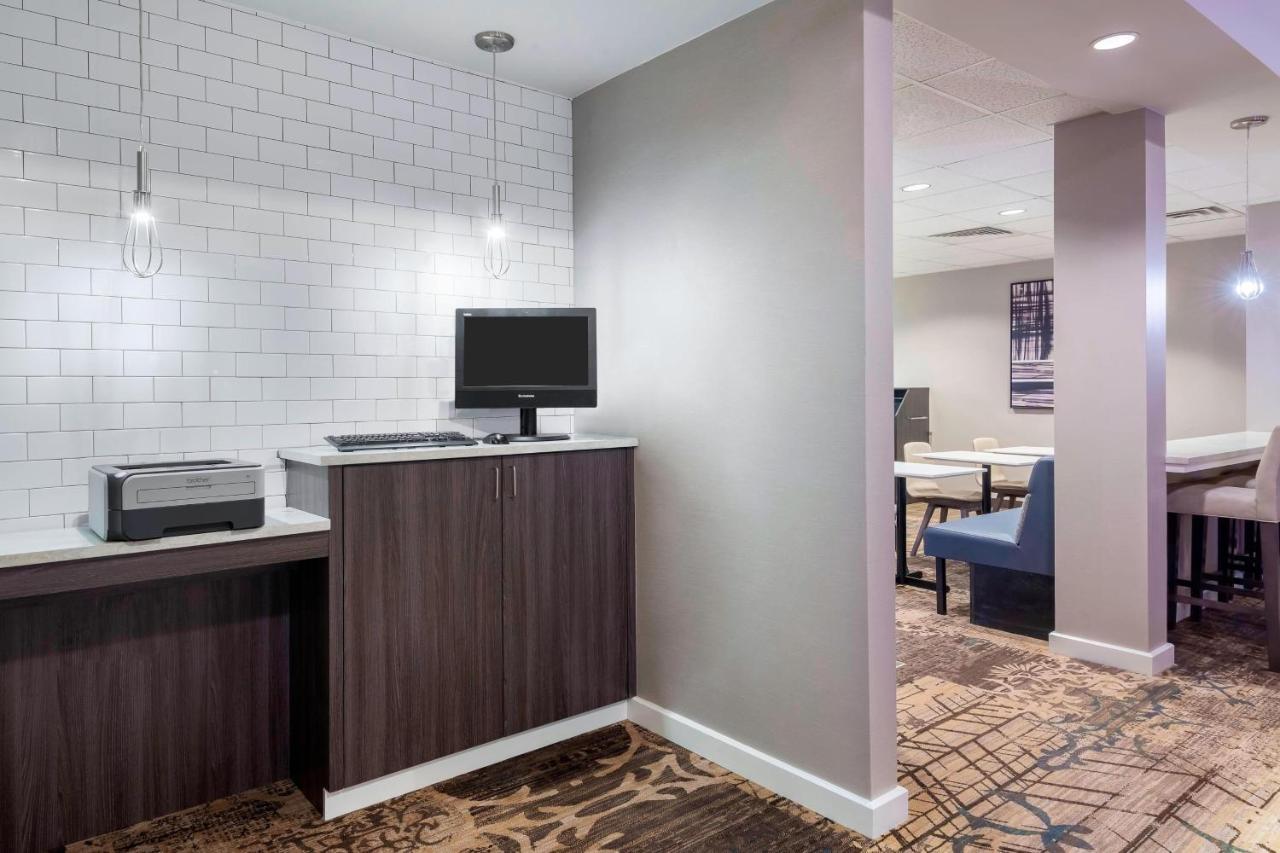 Residence Inn Tampa Sabal Park/Brandon Екстер'єр фото